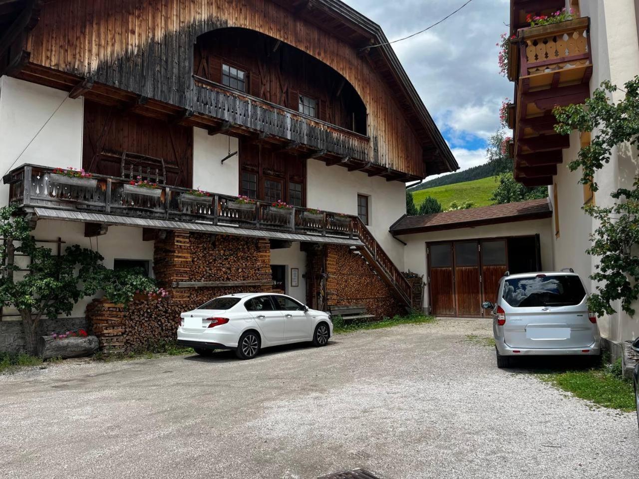 Stroblhof Toblach-Dobbiaco Eksteriør billede