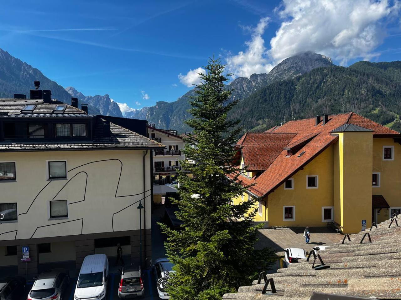 Stroblhof Toblach-Dobbiaco Eksteriør billede
